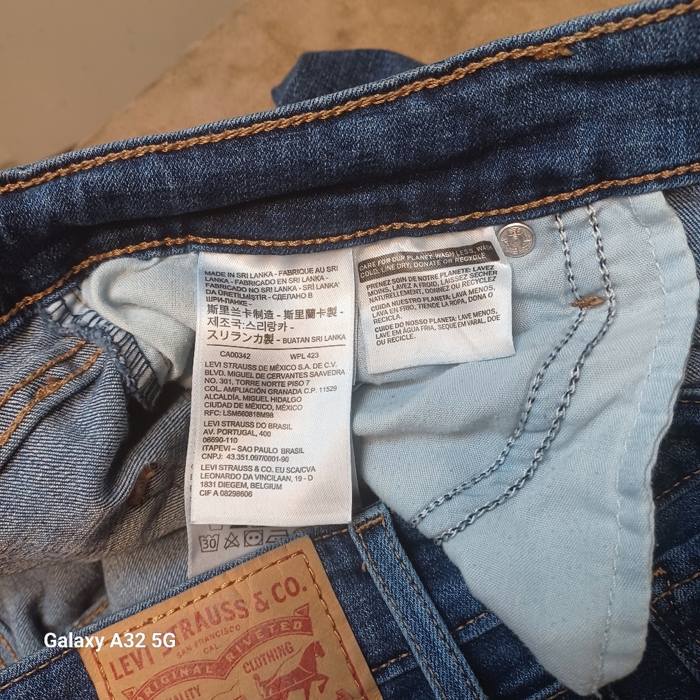 Levi's  Size 32 Blue Skinny Jeans Classic Fit - Picture 8 of 15